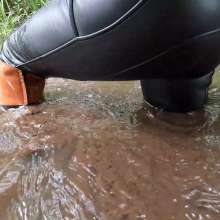 WetandMuddy: Video 90--Muddy Water Aerobics