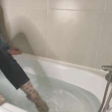 lovingmessy4you: Wetlook in the Bathtub Wearing Jean Jacket and Socks