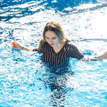 wet.look.me: Wetlook girl dressed in a striped jumper and pants suit | Wetlook.biz