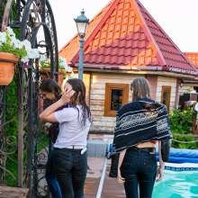 wet.look.me: Wetlook girlfriends bathe in jeans together in the pool | Wetlook.biz