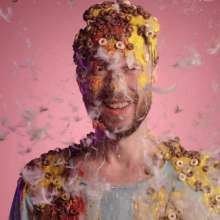 Gater: Ad Find: A man and a woman get gunged in 2018 Belarusian life:) telecom ad