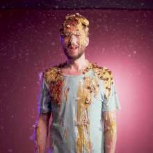 Gater: Ad Find: A man and a woman get gunged in 2018 Belarusian life:) telecom ad