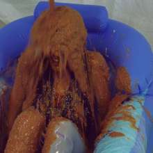 HotWamHD: Antonia's Extreme Gunge Bath--brand new scene at Hotwamhd