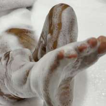 wet.look.me: Wetlook girl in shower and jacuzzi with foam | Wetlook.biz