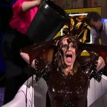 Gater: Belgian singer Isabelle A's chocolate gunging for her album Sjokola (2019)