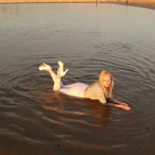 WetPlace: Beautiful Eileen White Pants And Striped Shirt In The River