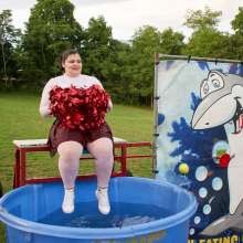 JD and Messy Andi: The Cheerleader Chronicles: The Dunk Booth