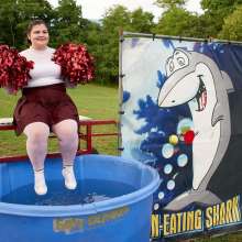 JD and Messy Andi: The Cheerleader Chronicles: The Dunk Booth