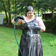 JD and Messy Andi: Splatter Emporium Gunge Test and Comparison