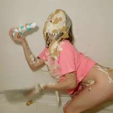 RevSlymsford: Kaydens Blowjobs A Dildo + Gets Batter Pies.