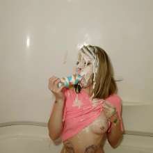 RevSlymsford: Kaydens Blowjobs A Dildo + Gets Batter Pies.