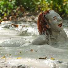 dlodoski: Ludella Messy in Bubbling Mud--Photos