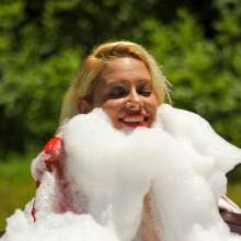 dlodoski: Summer's Bubble Bath--Photos