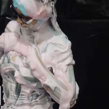 Ready2Wam Studio: Mystery Tamara Gets Messy