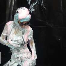 Ready2Wam Studio: Mystery Tamara Gets Messy
