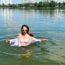 Wet Live Team: Natashka in a Casual Outfit Is Completely Wet and Happy