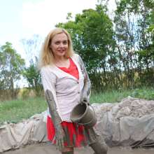 Lara_eurowam: New mud video with Sonja in download store