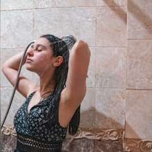 Wet Live Team: Wet My Pantyhose in the Pool and in the Shower