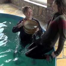 Get Your Snaps: Zora and Violet in the pool