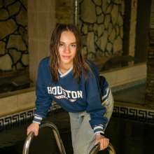 wet.look.me: Wetlook girl in jeans gets wet in pool | Wetlook.biz