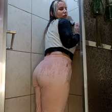 wet.look.me: Wetlook girl in shower gets wet | Wetlook.biz