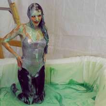HotWamHD: Antonia's Gunge Yoga Leotard Try-on now in UMD store!