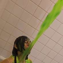 JustJade: Dunked and Gunked!