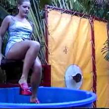 wamtec: Dunk Tank Divas--Tori in Hot Pants