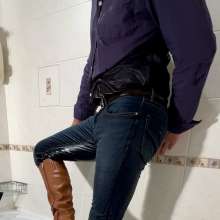 wetmart2240: Soaking my Brown Stiletto Boots