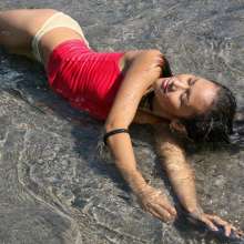 Owen: Jane Soaks Her Jeans in the River--Photos