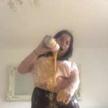 Luscious Laura: Louis J's First Time Self Messing