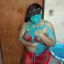 Hikari-Studio-Wam: Luciana Sinks Her Hair in the Sink (topless)