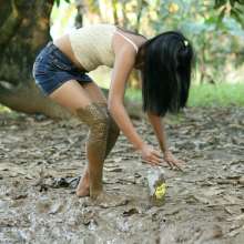 dlodoski: Aiza is Ditsy and Muddy, Ultimate Edit--Photos