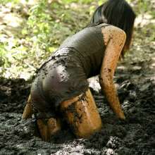 dlodoski: Ashley Exploring a Peat Pit--Photos