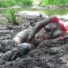 custardcouple: Muddy Milfs Fantasy Sex.