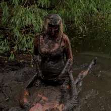 custardcouple: Muddy Sex Couple