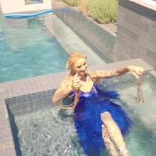 WetlookFashion: Natasha's First Wetlook Experience