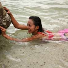 Owen: Nina in a Sexy Outfit at the Beach--Photos