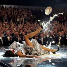 scoobydoo2004ca2003: miss usa  gets it 2