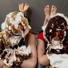 The Man and The Wife: New Download- 'Quickie #17: Paige and Samantha Bunny Pose Pied'