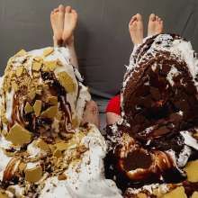 The Man and The Wife: New Download- 'Quickie #17: Paige and Samantha Bunny Pose Pied'