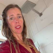 Tight and Wet Clothes: Selfie Jeans Shower