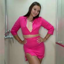 WetPlace: Stunning Anny Shower In Pink Skirt