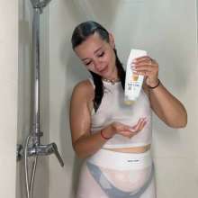 WetPlace: Stunning Anny Shower In White Clothes