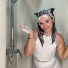 WetPlace: Stunning Anny Shower In White Clothes