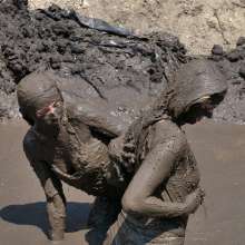 Lara_eurowam: New mud video in download store and on wam.tv!