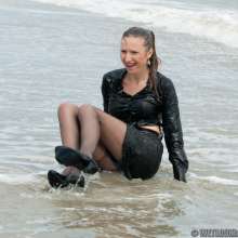 Lara_eurowam: New Remastered video in download store and on wam.tv