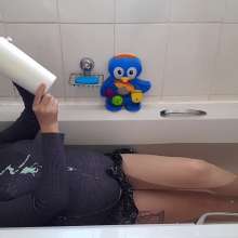 Thefetishgirl: Turtle Neck Bath Fun
