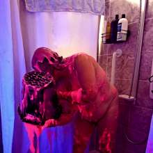 jde44: UV Girl