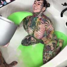 SlickChicksnet: 4th of July, Hex Pops Rosa's Slime Cherry!